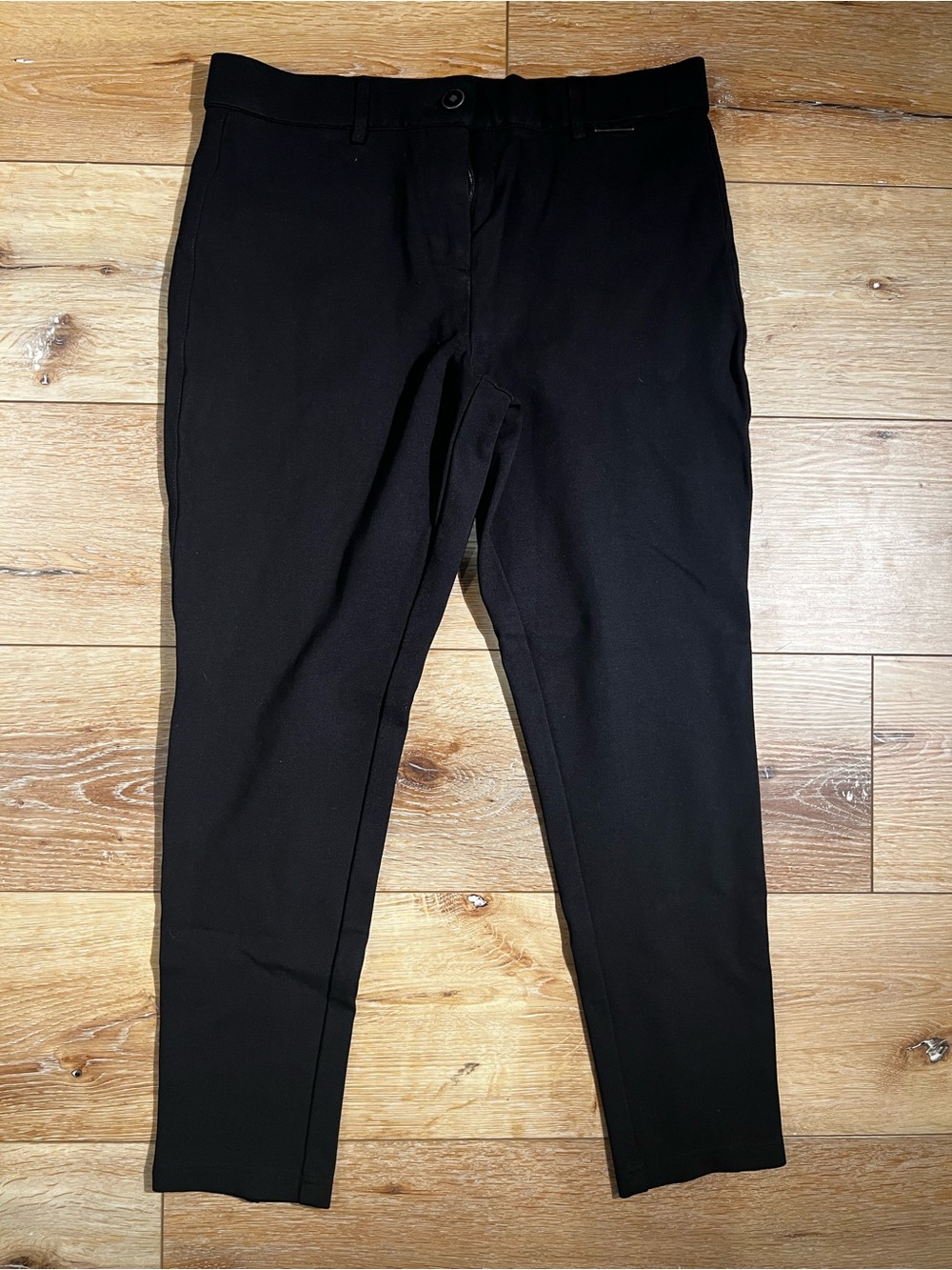 Mario Serrani Black Cropped Women's Dress Pants